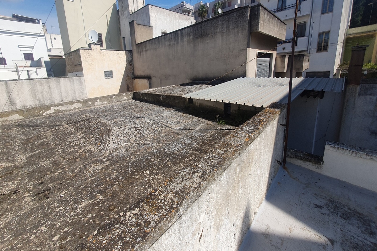 21 terrazzo.jpg